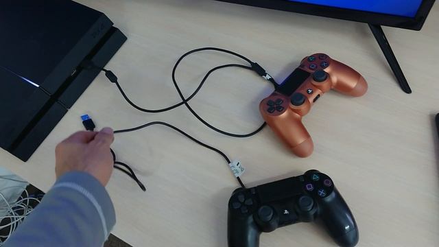 Перестал включаться джойстик Sony Playstation 4 (Dualshock 4, CUH-ZCT2E Black) смотреть онлайн