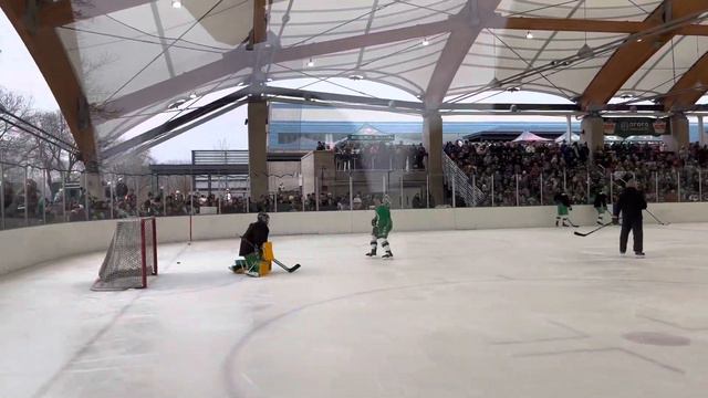 Kaprizov shouts “Flower!” after scoring on Fleury (Капризов кричит «Цветочек!» после гола) смотреть онлайн