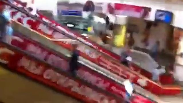 Mosca centro commerciale смотреть онлайн