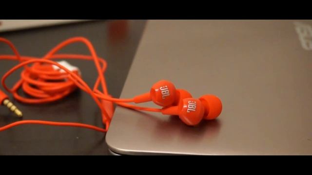 JBL C100SI REVIEW - THE BEST SOUNDING BUDGET EARPHONES? смотреть онлайн