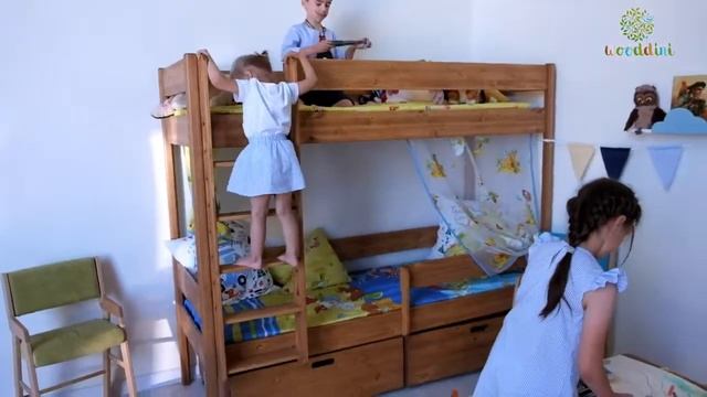 Двухъярусная кровать и стол Бильбо в морской тематеке смотреть онлайн