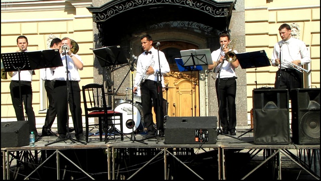  Olympic Brass смотреть онлайн