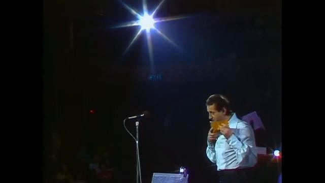 JAMES LAST with GHEORGHE ZAMFIR The Lonely Shepherd⁄Alouette Live in London 1978 HD смотреть онлайн