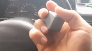 нексия, вентилятор печки работает сама по себе.