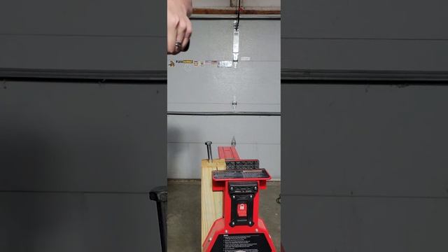 Testing the Maximum Torque Using Different Sized Batteries #milwaukeetools #homedepot #torquetest смотреть онлайн