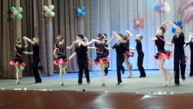 У "Эдельвейса" все еще впереди. Эх, молодежь! смотреть онлайн