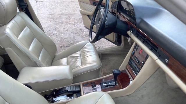 Présentation : Mercedes 300 SEL W126 смотреть онлайн