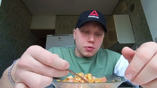 МУКБАНГ | ЖАРЕНАЯ КАРТОШКА С СОСИСКАМИ | ОБЕДЕННОЕ ОБЪЕДАЛОВО | ИТИНГ смотреть онлайн