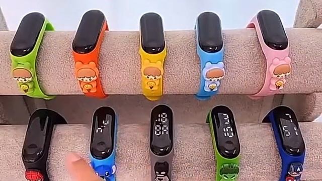 Детские мультяшные часы со светодиодной подсветкой смотреть онлайн