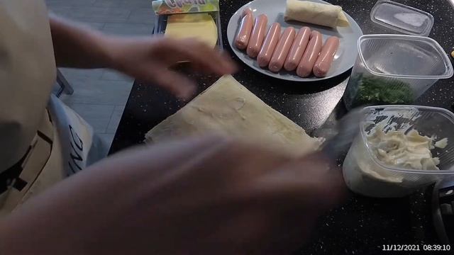Сосиски в лаваше. смотреть онлайн