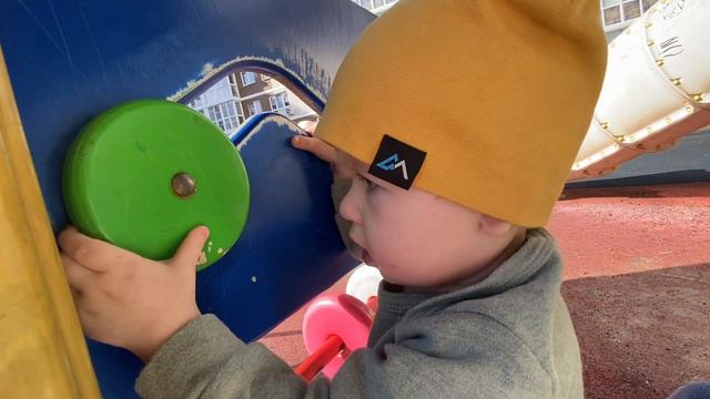 Прогулка с малышом ☀️Влог молодой мамы 🥰 Первый раз пробуем лимон 🍋 смотреть онлайн