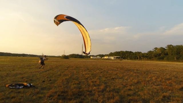 Practicing PPG takeoff & landings for fun смотреть онлайн