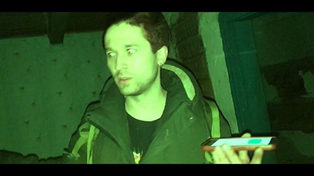 Проверяю Spirit Box в заброшенной деревне смотреть онлайн