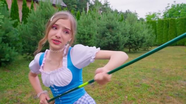 How to Become From Poor to Rich Princess | Princess in Real Life смотреть онлайн