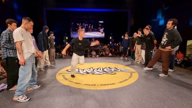 ENERGY 2022. 1/8 CrossWord Crew VS Avrova Kustum Forms