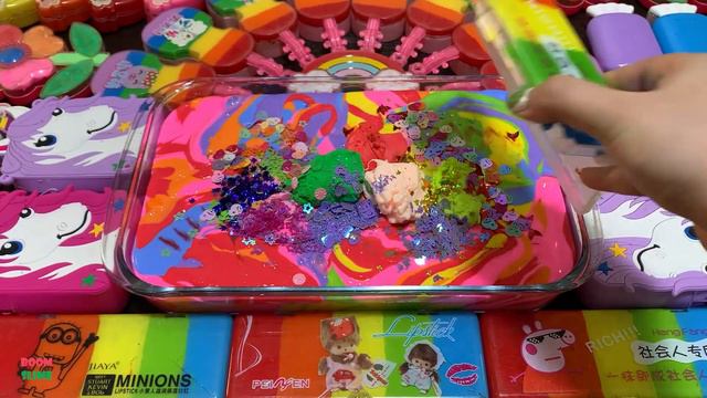 RELAXING WITH CLAY PIPING BAGS VS MAKEUP VS GLITTER ! Mixing Random Things Into Slime.mp4 смотреть онлайн