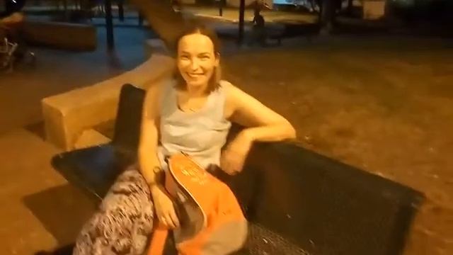 впервые, на двух колесах :-) смотреть онлайн