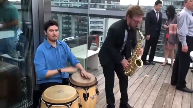 Conga and Sax - J Stixx Live смотреть онлайн