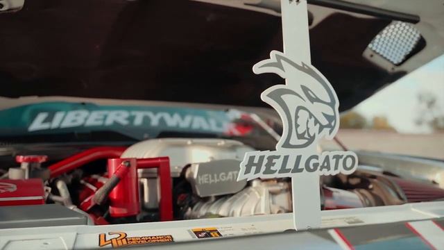 Проект "Hellgato" - Dodge Challenger SRT Hellcat в обвесе Liberty Walk смотреть онлайн