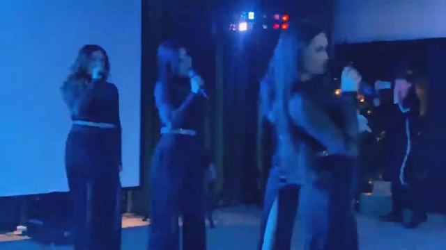 Вокальная шоу-группа "DIVA" promo-live in Ambassador Калуга смотреть онлайн