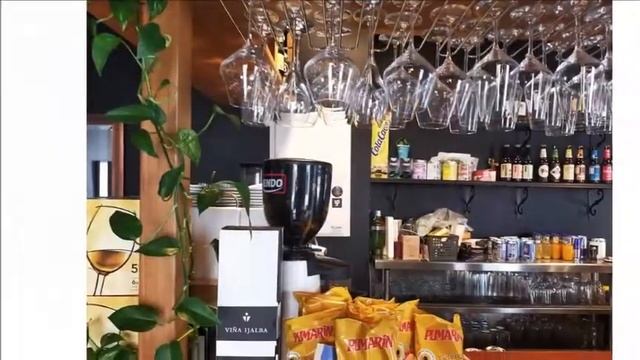 LA GUARNICIONERÍA GASTROBAR está en La Plaza 16 Cangas de Onís y en dondeloencuentro.com смотреть онлайн