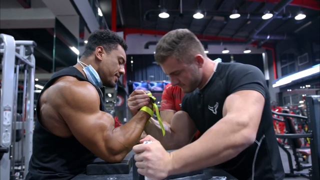 Larry Wheels VS Irakli Zirakashvili