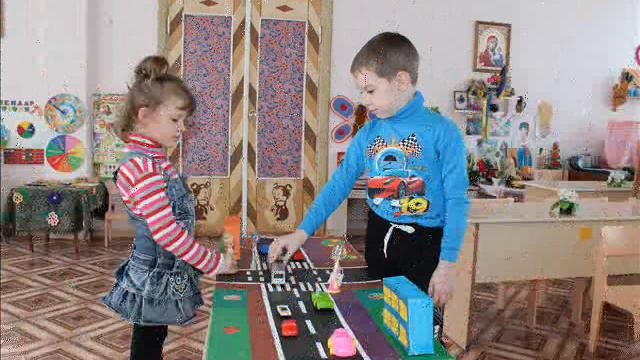 Сюжетно рольові ігри Група 13 смотреть онлайн