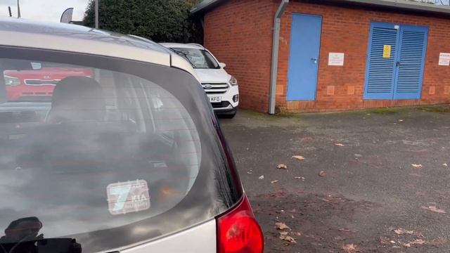 Kia Picanto 2011 33000 miles £3995 смотреть онлайн