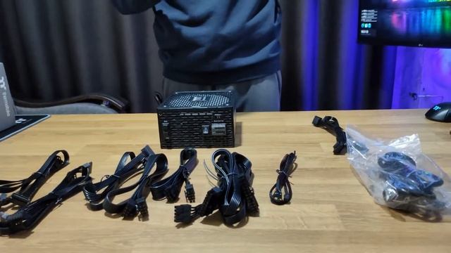 Блок питания Thermaltake Toughpower GF2 ARGB 750W смотреть онлайн