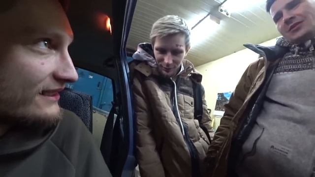 24 ЧАСА В АКВАПАРКЕ | НОЧЬ на горках смотреть онлайн