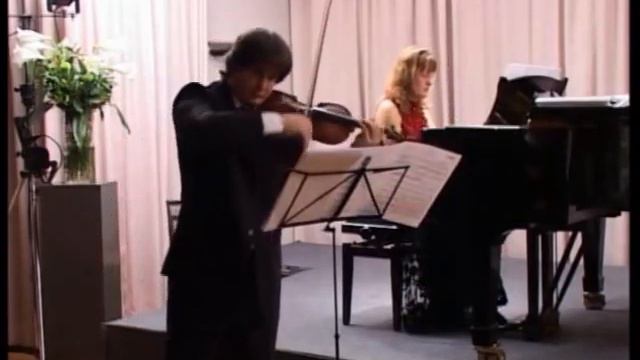 Liviu Prunaru Plays Schumann´s 2nd Sonata: 1st Part