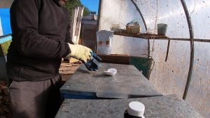 Обработка пчёл муравьиной кислотой от клеща.