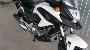 Honda NC700XD на автомате - быстрее многих в городе?