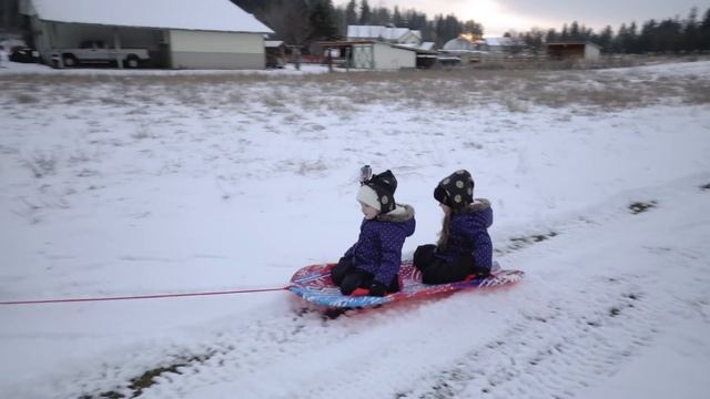 Traxxas Xmaxx 8S Sledding смотреть онлайн