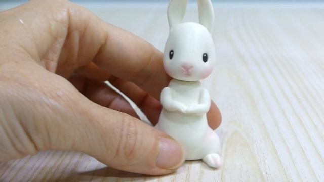 EASTER BUNNY | CLAY MODELING TUTORIAL | Patricia Santoro | 復活節兔子 | 黏土捏塑課程 | смотреть онлайн