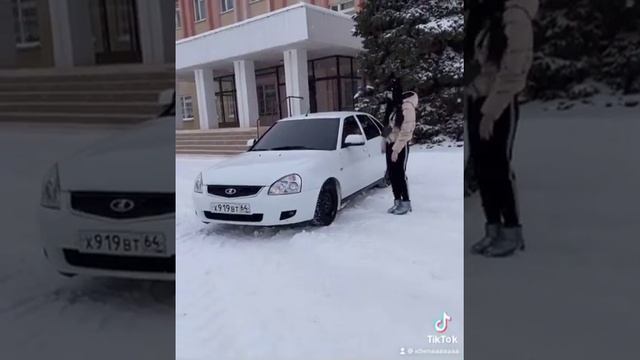 ЛАДА ПРИОРА ХЕТЧБЭК НА ШТАМПАХ БЕЛЬЙ ПЛОМБИР смотреть онлайн