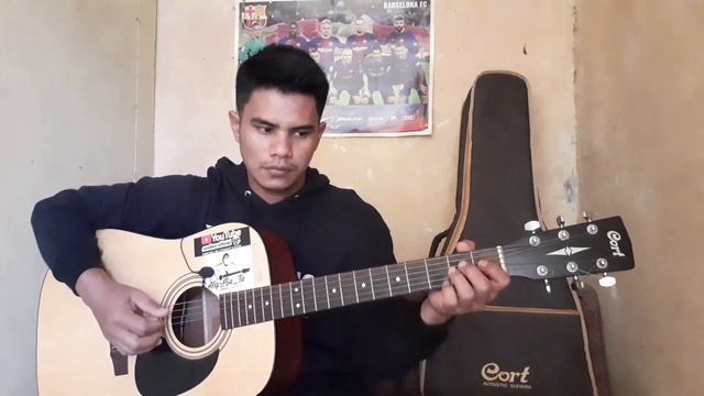 PADAMU KU BERSUJUD - AFGAN (COVER FINGERSTYLE GUITAR + LIRYSC) смотреть онлайн