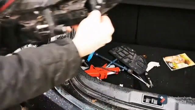 How to fit a Renault megane mk3 rear light bulb removal and replacement, light cluster replacement смотреть онлайн