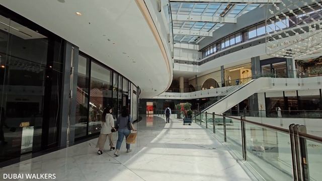 Dubai Mall | Walking Tour | Fashion Avenue | Dubai Ice Rink | The Souk | 4K | 2023