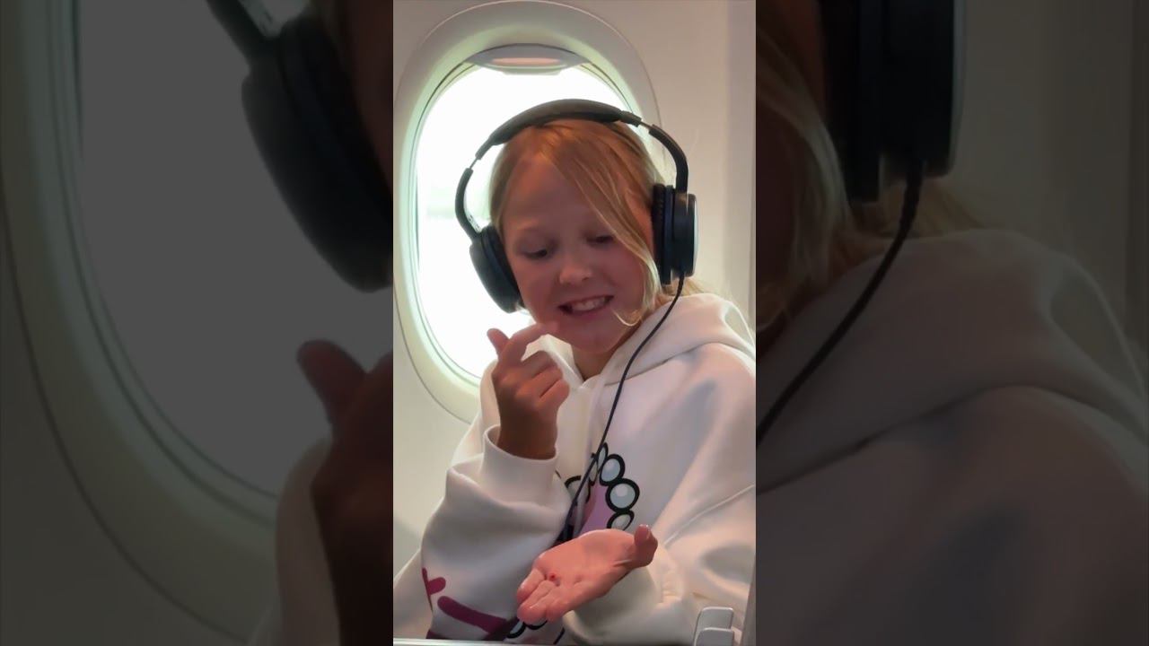 Что произошло во время перелета с Мальдив! смотреть онлайн