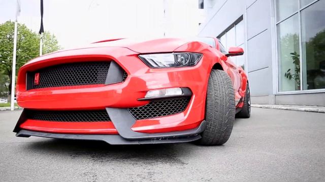 Оклейка автомобиля Ford Mustang смотреть онлайн