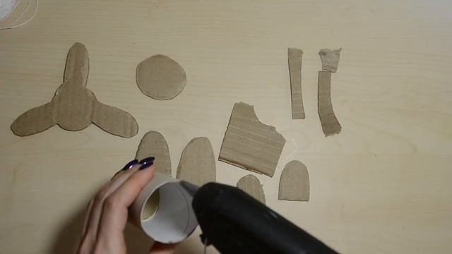 САМОЛЕТ ИЗ КАРТОНА И ВТУЛКИ / 23 ФЕВРАЛЯ / ПОДЕЛКА смотреть онлайн