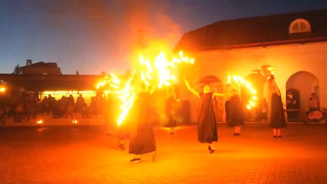 ЛЮБОВЬ ПОХОЖАЯ НА СОН ТЕАТР ОГНЯ ГАЛО ОМСК 20 08 2023 г смотреть онлайн