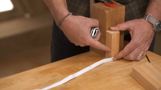 Quick Tip for Spacing Balusters Evenly | Ask This Old House смотреть онлайн