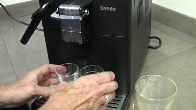 Crew Review: Saeco Minuto Automatic Espresso Machine & Coffee Maker смотреть онлайн
