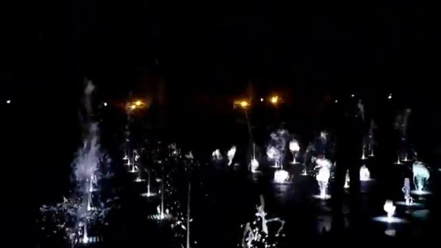 Цветные фонтаны в парке Горького в г. Казани смотреть онлайн