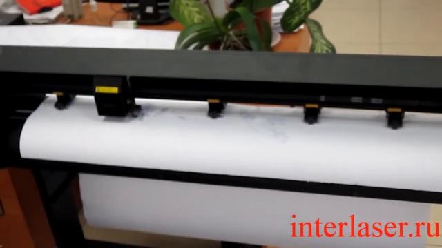 Режущий плоттер Plotter-S1180 смотреть онлайн