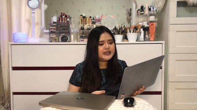 PENGALAMAN BELANJA LAPTOP DI SHOPEE | UNBOXING LAPTOP HP HP 14s-cf1047TU Gold смотреть онлайн