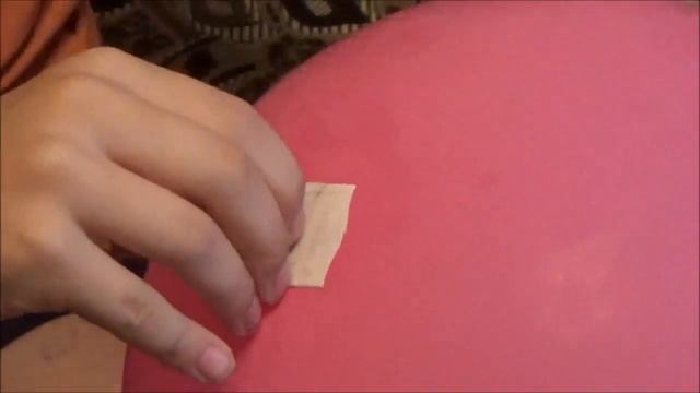 Как добыть гелий из завязанного шарика))) смотреть онлайн