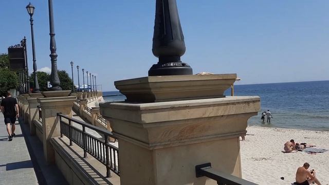 Одесса. ПРИШЛИ НА ПЛЯЖ ЗОЛОТОЙ БЕРЕГ! ЧТО ЗДЕСЬ ПРОИСХОДИТ! смотреть онлайн